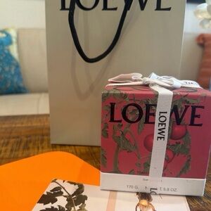 Loewe scented candle Gift Box with Ribbon and gift paper bag